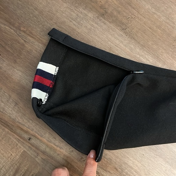 Mint condition! Very comfortable, with a stretch. - Picture 2 of 5